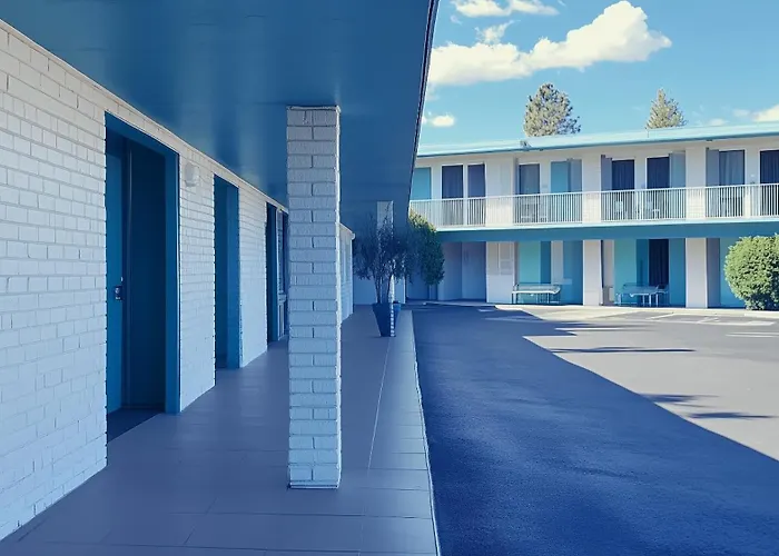 Hotel Prescott's Valued